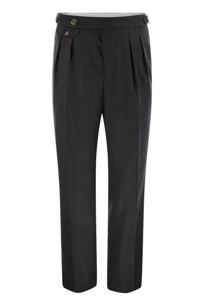 BRUNELLO CUCINELLI BRUNELLO CUCINELLI TAILOR-FIT TROUSERS IN VIRGIN WOOL CANVAS WITH DOUBLE INVERTED DARTS AND BUCKLES 