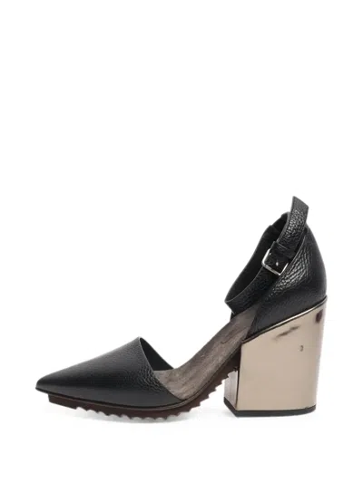 Pre-owned Brunello Cucinelli Vintage Pointed-toe Ankle-strap Pumps In Black