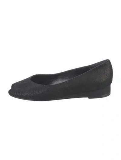 Pre-owned Bruno Magli Ballet Flats In Black