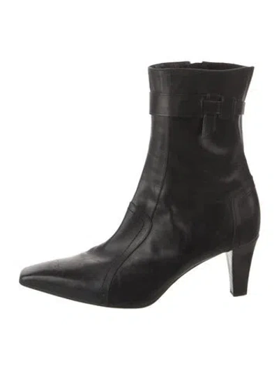 Pre-owned Bruno Magli Leather Boots In Black