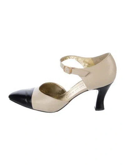 Pre-owned Bruno Magli Leather Colorblock Pattern D'orsay Pumps In Neutral