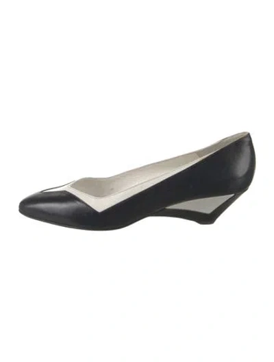 Pre-owned Bruno Magli Leather Colorblock Pattern Pumps In Blue