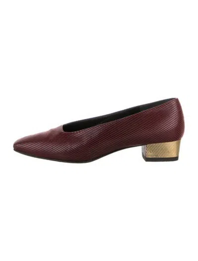 Pre-owned Bruno Magli Leather Flats In Burgundy