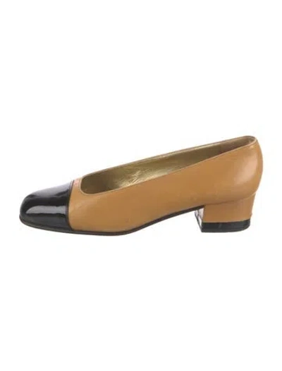 Pre-owned Bruno Magli Leather Pumps