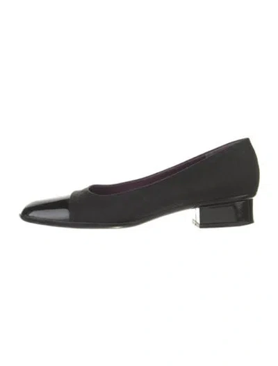 Pre-owned Bruno Magli Leather Pumps In Black