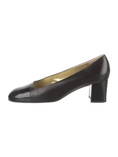 Pre-owned Bruno Magli Leather Pumps In Black