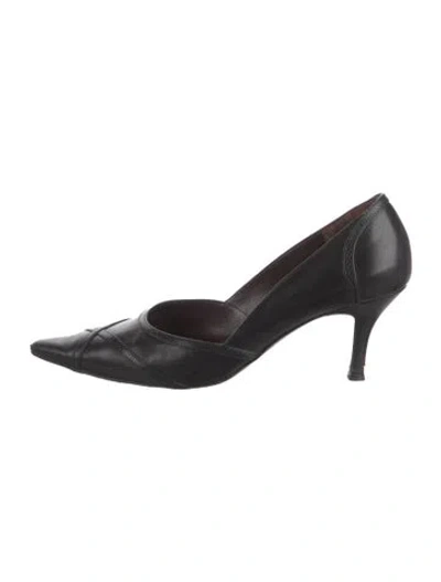 Pre-owned Bruno Magli Leather Pumps In Black