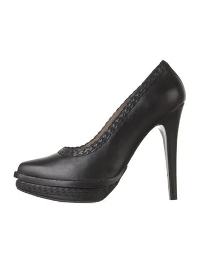 Pre-owned Bruno Magli Leather Pumps In Black