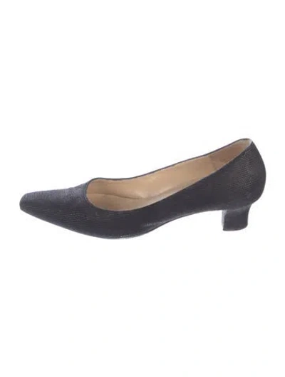 Pre-owned Bruno Magli Leather Pumps In Blue