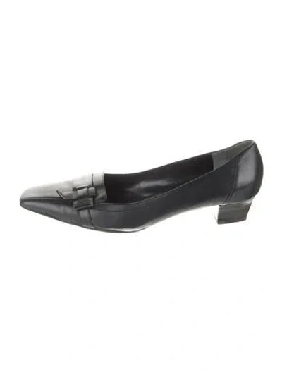 Pre-owned Bruno Magli Leather Pumps In Blue