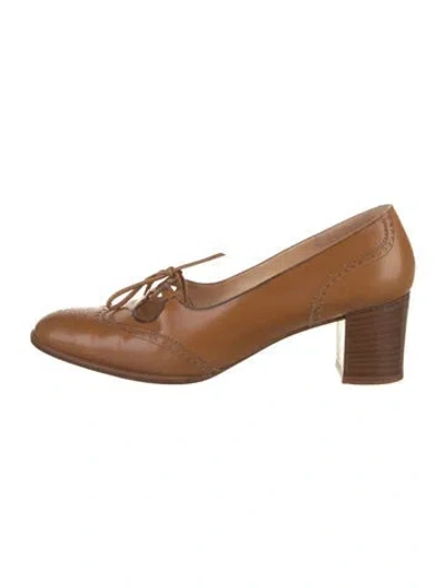 Pre-owned Bruno Magli Leather Pumps In Brown
