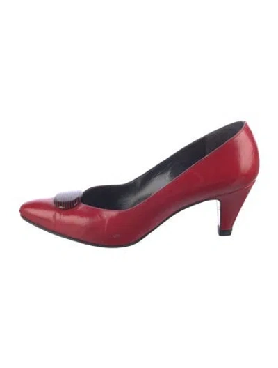 Pre-owned Bruno Magli Leather Pumps In Red