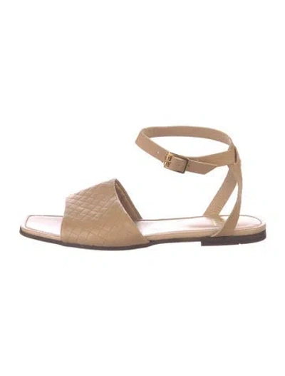 Pre-owned Bruno Magli Leather Sandals In Neutral