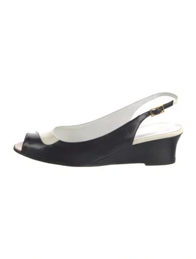 Pre-owned Bruno Magli Leather Slingback Pumps In Blue