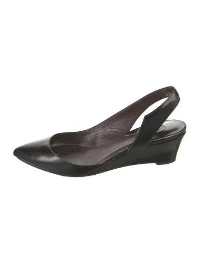 Pre-owned Bruno Magli Leather Slingback Pumps In Brown