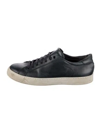 Pre-owned Bruno Magli Leather Sneakers In Green