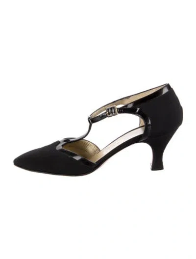 Pre-owned Bruno Magli Leather T-strap Pumps In Black