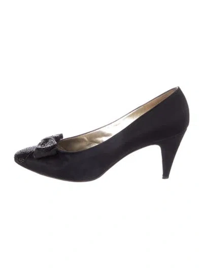 Pre-owned Bruno Magli Satin Bow Accents Pumps In Black