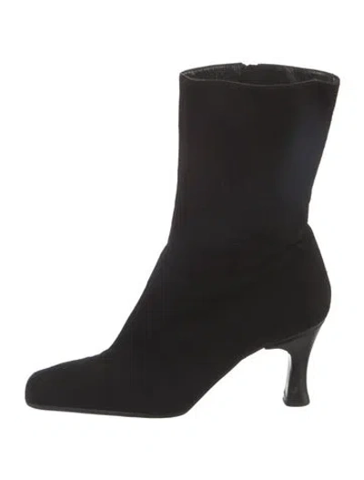 Pre-owned Bruno Magli Suede Boots In Black