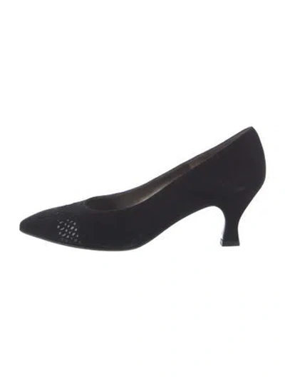 Pre-owned Bruno Magli Suede Lace Pattern Pumps In Black