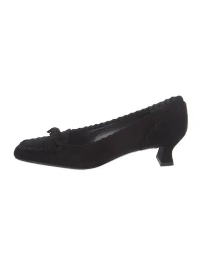 Pre-owned Bruno Magli Suede Pumps In Black