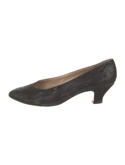 Pre-owned Bruno Magli Suede Pumps In Black