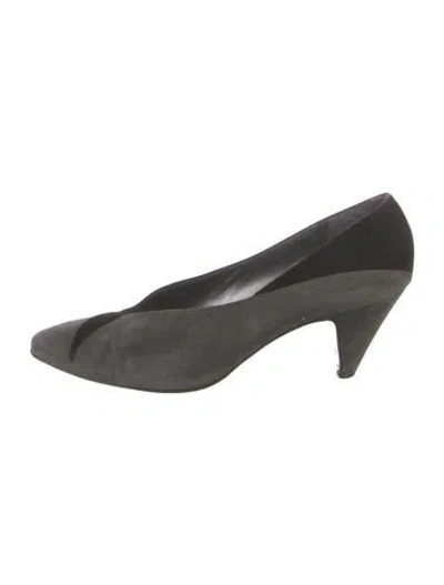 Pre-owned Bruno Magli Suede Pumps In Gray