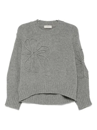 Bruno Manetti Flower-embroidered Cashmere Sweater In Gray
