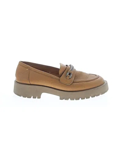 Pre-owned Bruno Premi Flats In Tan
