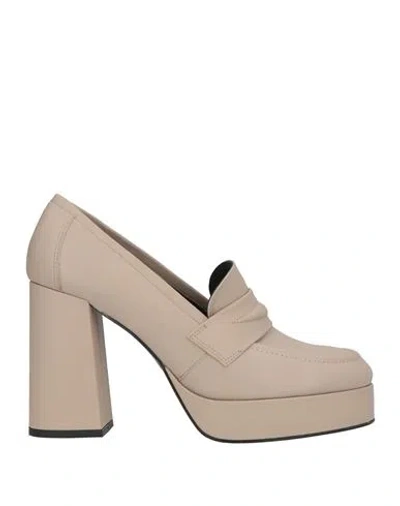Bruno Premi Woman Loafers Beige Size 11 Leather