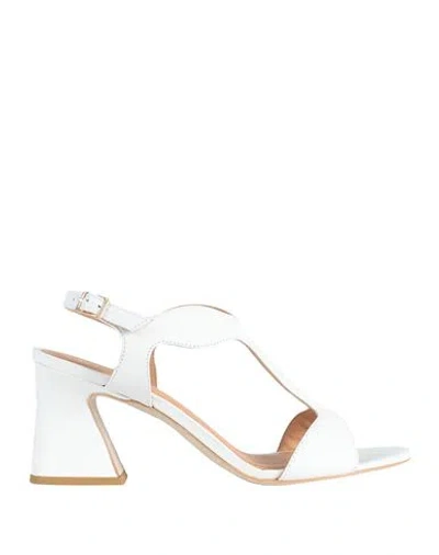 Bruno Premi Woman Sandals White Size 11 Sheepskin