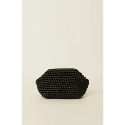 Btb Los Angeles Nova Clutch In Black