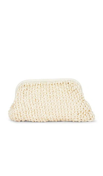 Btb Los Angeles Perola Clutch In White