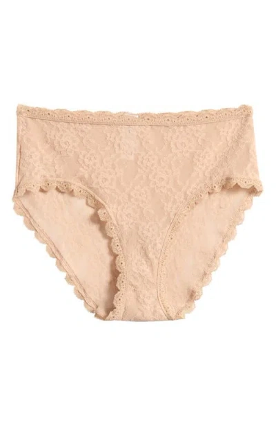 B.tempt'd By Wacoal Effortlessly Lace Hipster Panties In Au Natural