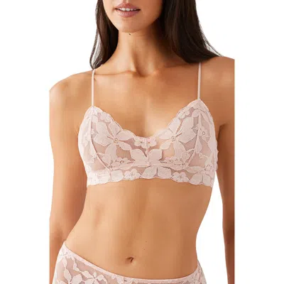 B.TEMPT'D BY WACOAL B.TEMPT'D BY WACOAL FEELING FAMOUS BRALETTE