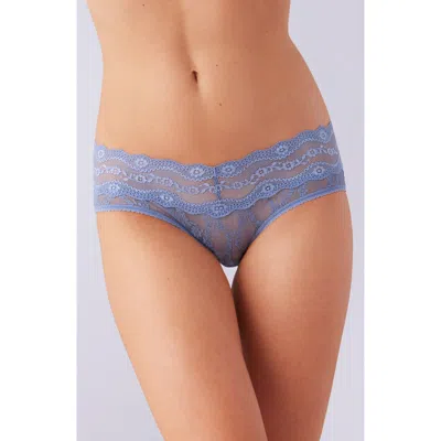 B.tempt'd By Wacoal 'lace Kiss' Hipster Briefs In Burgundy