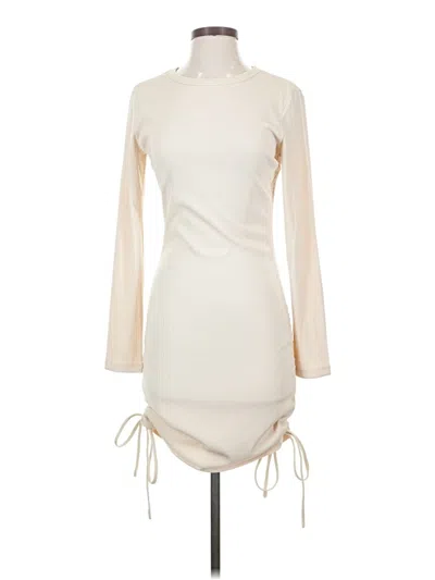 Pre-owned Btfbm Casual Dress In Ivory