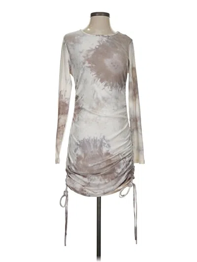 Pre-owned Btfbm Casual Dress In Ivory