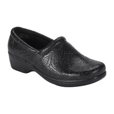Btrue By Baretraps Brasil Womens Round Closed Toe Slip-on Shoe In Black
