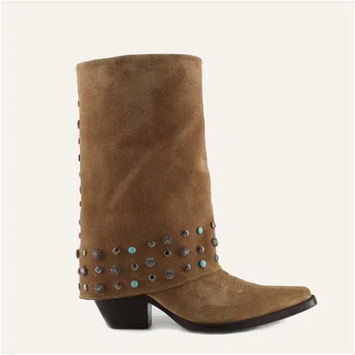 BUCK & BRANA ARIANNA OLD GOLD LEATHER COWGIRL BOOTS - STYLISH WESTERN FOOTWEAR & COMFORT BY BUCK & BRANA