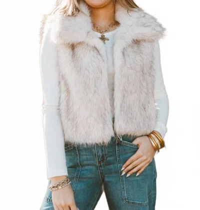 Bucketlist Fireside Faux Fur Vest In Cream In White