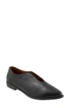 Bueno Berkley Pointed Toe Loafer In Black