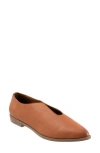 Bueno Berkley Pointed Toe Loafer In Dark Tan