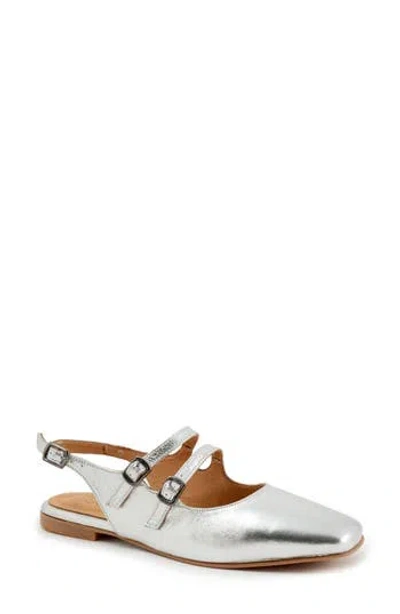 Bueno Estella Slingback Flat In Silver