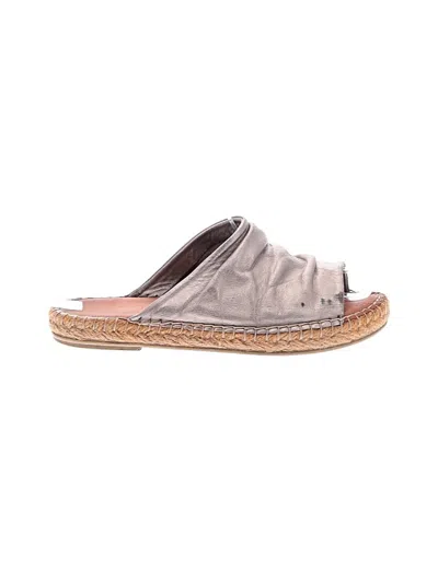 Pre-owned Bueno Mule/clog In Gray