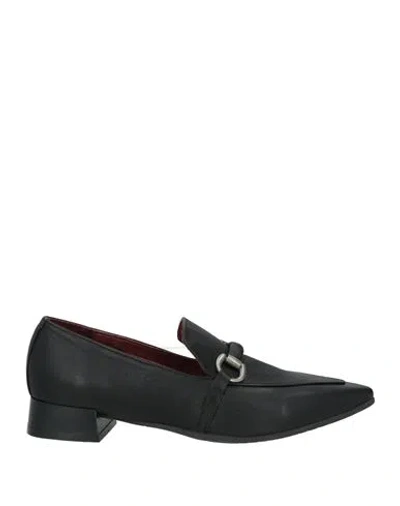 Bueno Woman Loafers Black Size 7 Leather