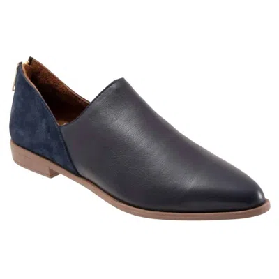 Bueno Women's Beau Flat Shoes In Navy In Blue