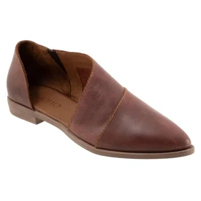 Bueno Women's Blake Slip-on Shoes In Rust In Brown