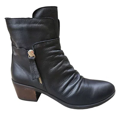 Bueno Women's Connie Ankle Boots In Black