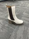Bueno Women's Hartful Boots In White In White